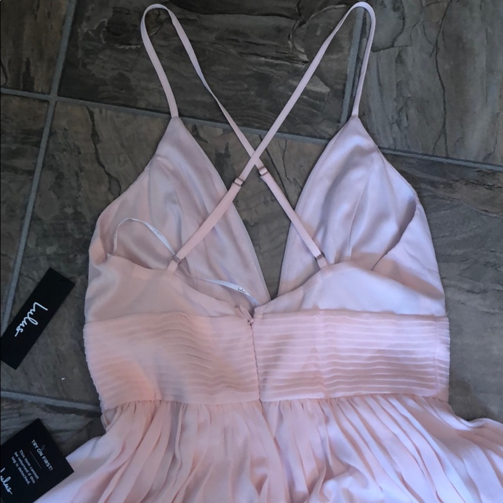 NWT Lulus Dress! - Picture 3 of 3